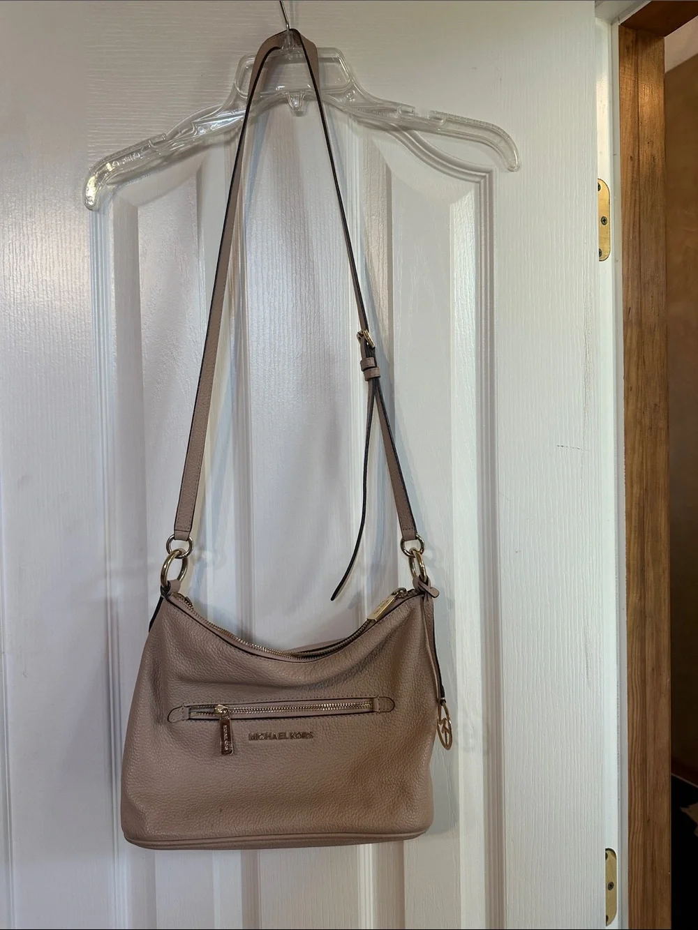 Michael Kors Beige Leather Shoulder Bag